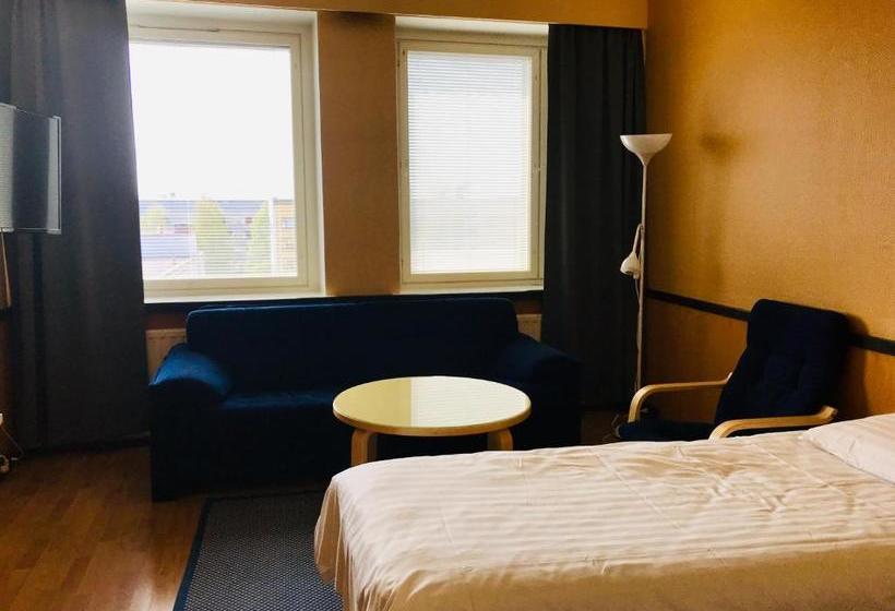 ホテル Palomestari