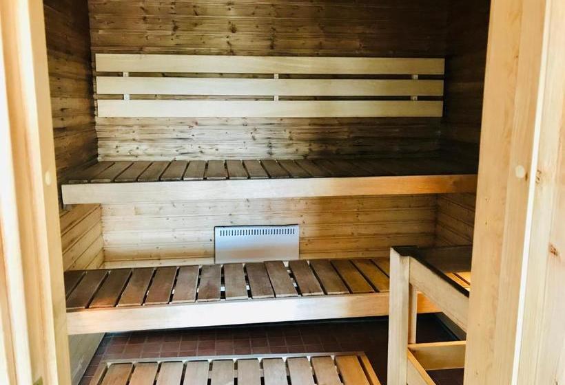 ホテル Palomestari