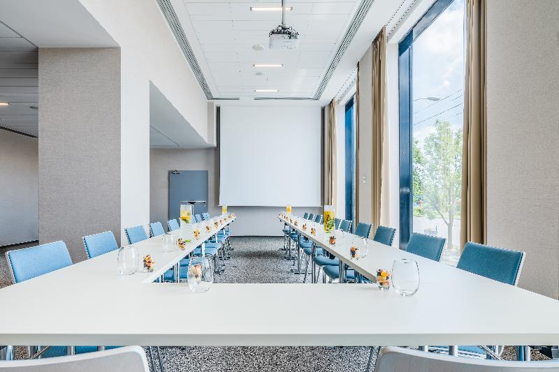 هتل Park Inn By Radisson Danube Bratislava