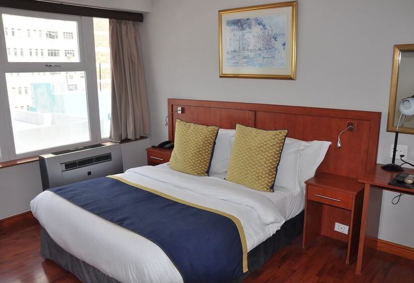 Отель Parliament