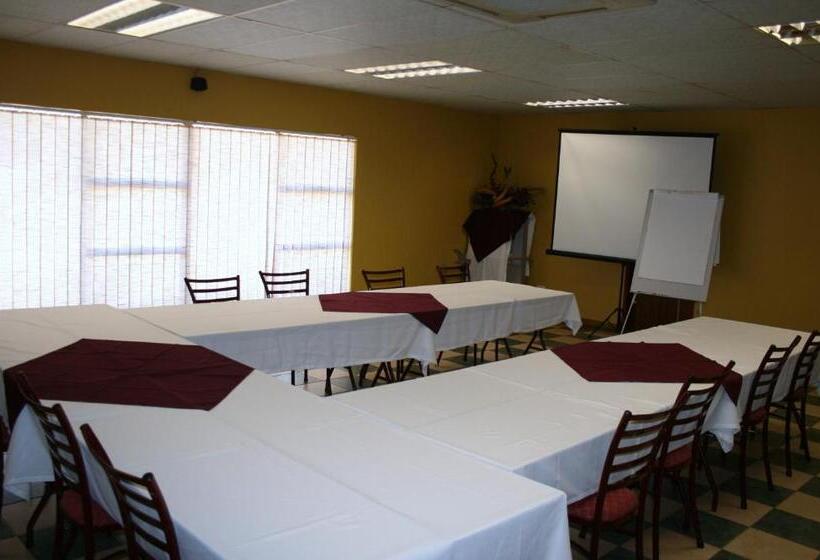 בית מלון כפרי Pietersburg Lodge