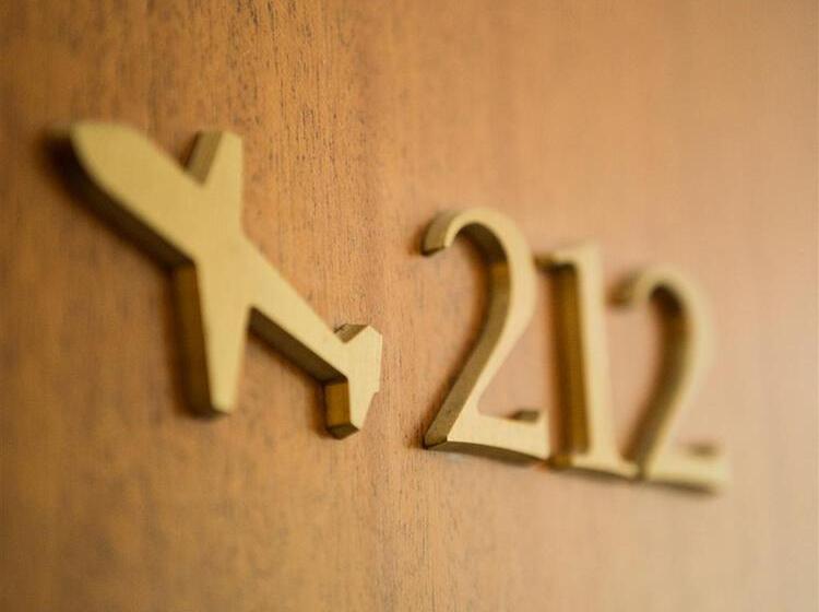 فندق Pilot Airport