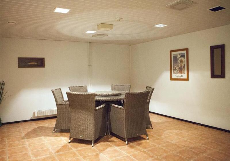 فندق Pilot Airport