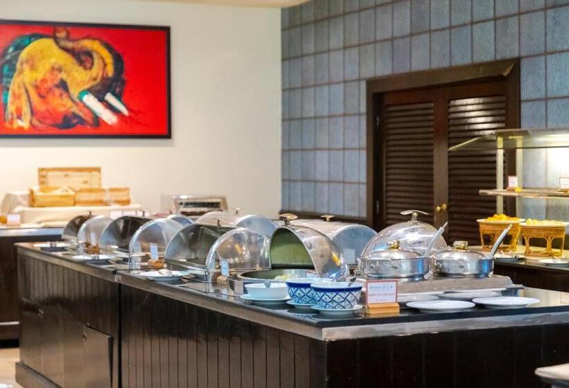 هتل Pinnacle Lumpinee Park