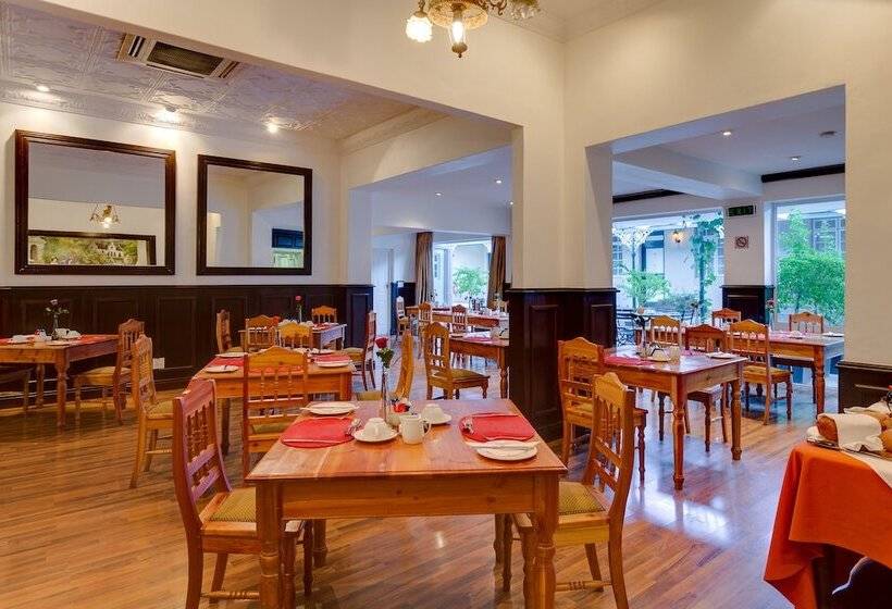 Protea Hotel By Marriott Dorpshuis & Spa Stellenbosch