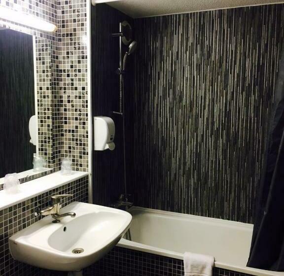 בית מלון כפרי Restaurant Kyriad de Péronne