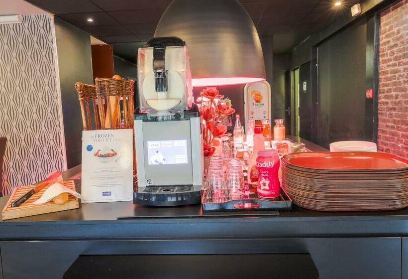 בית מלון כפרי Restaurant Kyriad de Péronne