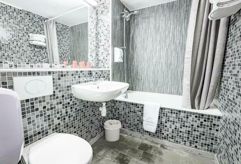 בית מלון כפרי Restaurant Kyriad de Péronne