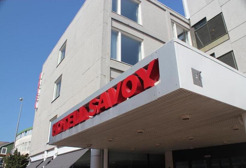 בית מלון כפרי Savoy