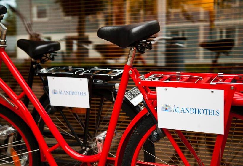 בית מלון כפרי Savoy