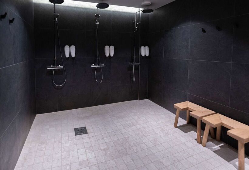 فندق Scandic Helsinki Aviacongress