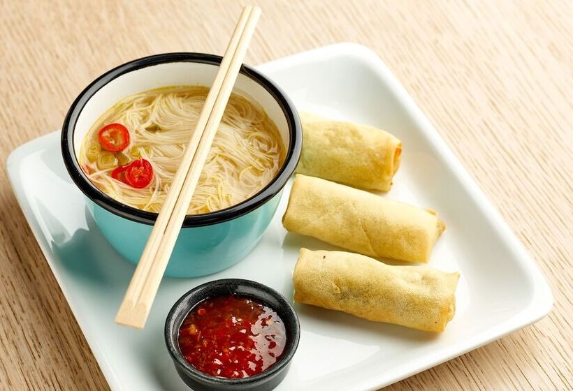 فندق Scandic Helsinki Aviacongress