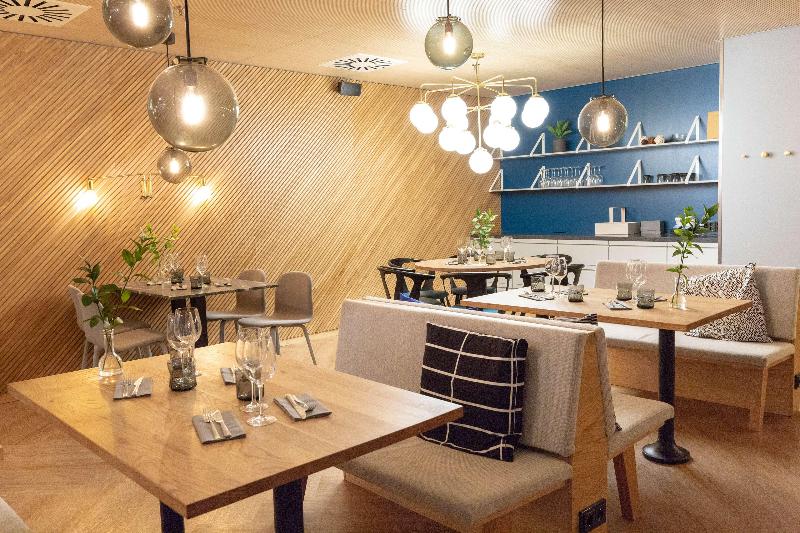 فندق Scandic Helsinki Aviacongress