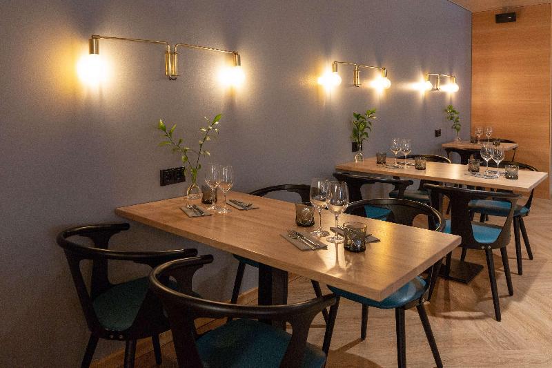 فندق Scandic Helsinki Aviacongress