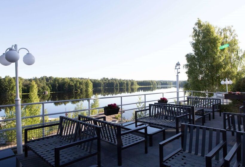 בית מלון כפרי Scandic Eden Nokia