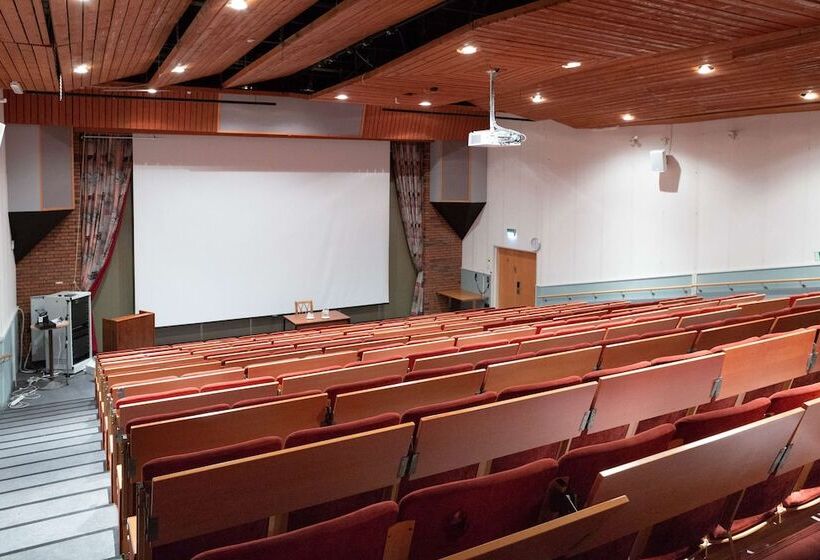 בית מלון כפרי Scandic Eden Nokia