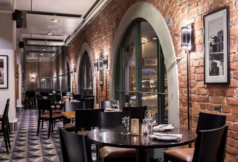 ホテル Scandic Grand Marina