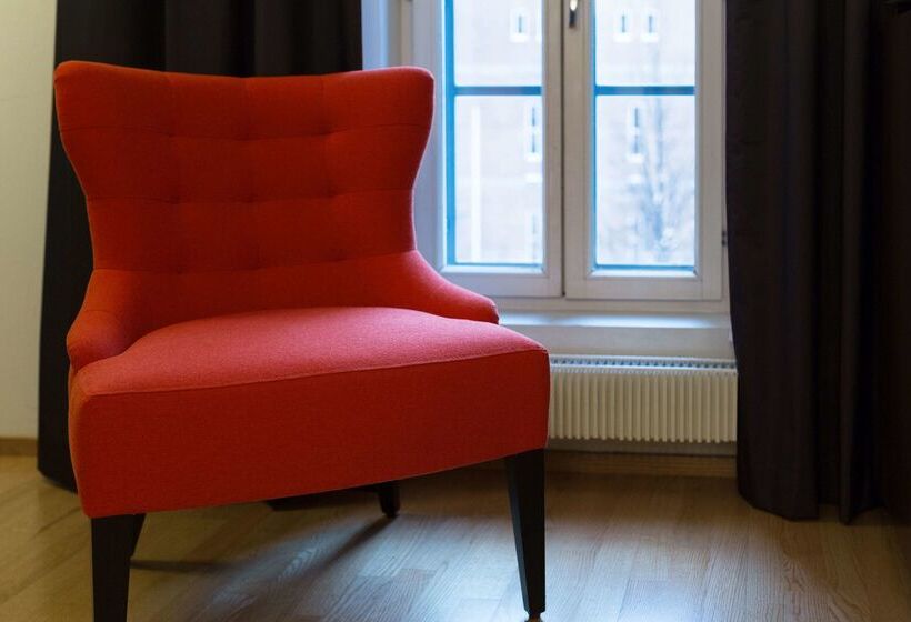 ホテル Scandic Grand Marina