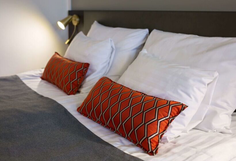 ホテル Scandic Grand Marina