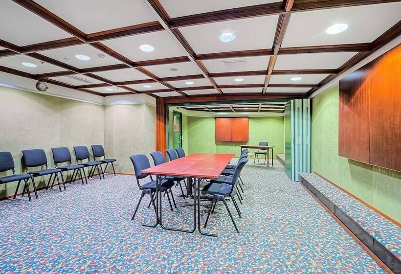 ホテル Scandic Grand Marina