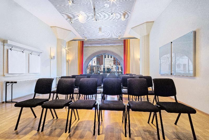 ホテル Scandic Grand Marina