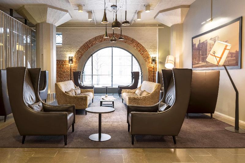 ホテル Scandic Grand Marina