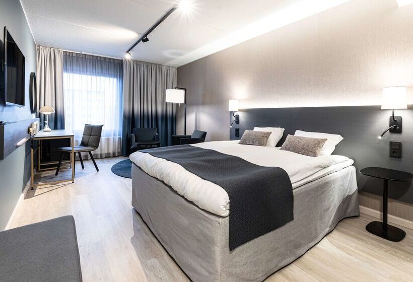 Отель Scandic Jyvaskyla Station