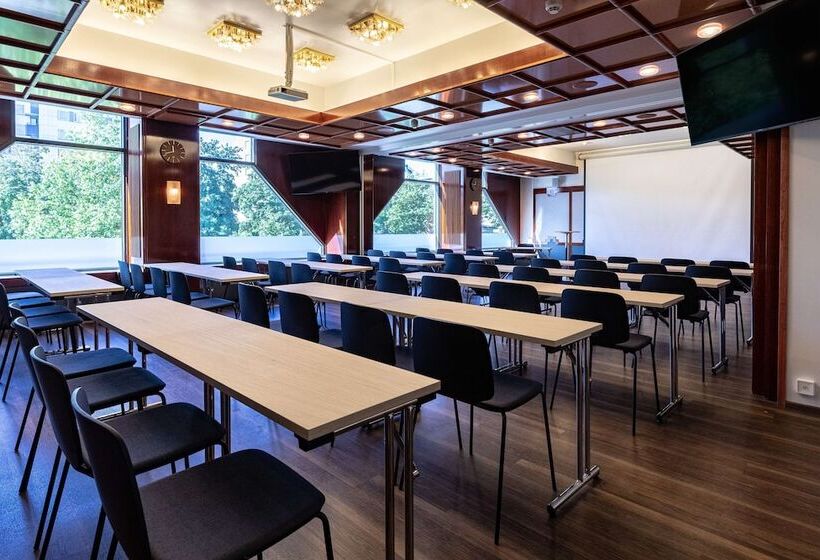 Отель Scandic Jyvaskyla Station