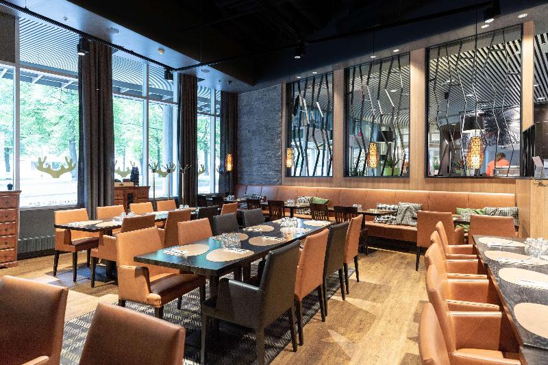 ホテル Scandic Tampere Hameenpuisto