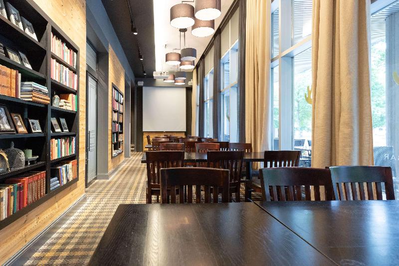 ホテル Scandic Tampere Hameenpuisto