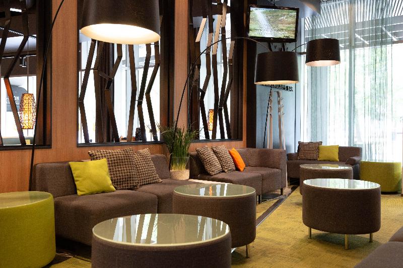 ホテル Scandic Tampere Hameenpuisto