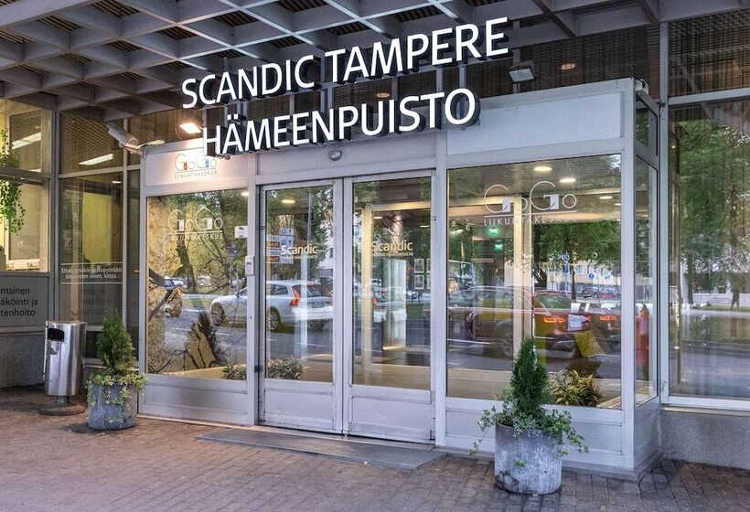 ホテル Scandic Tampere Hameenpuisto