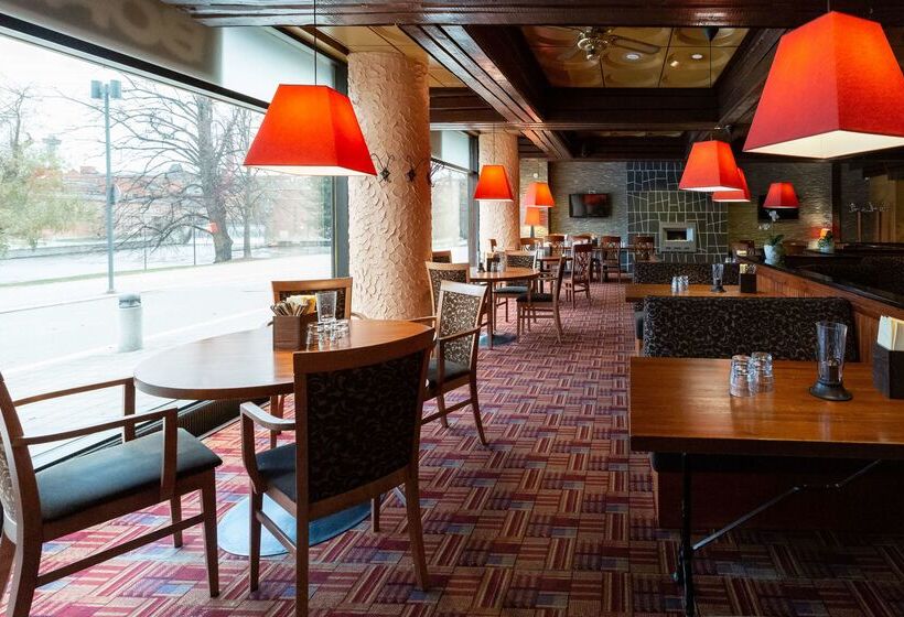 ホテル Scandic Tampere Koskipuisto