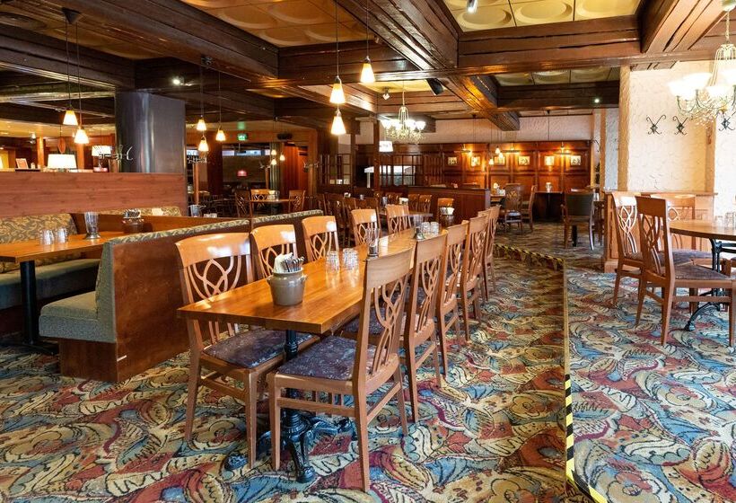 ホテル Scandic Tampere Koskipuisto