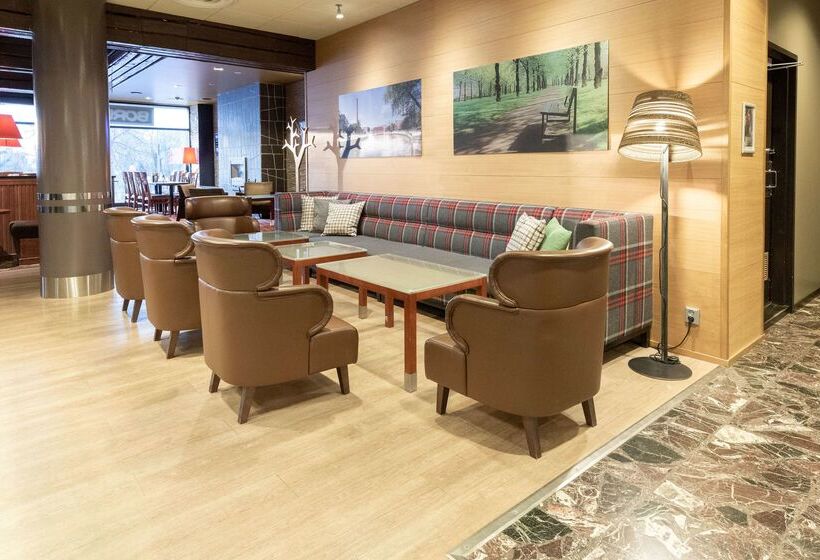 ホテル Scandic Tampere Koskipuisto