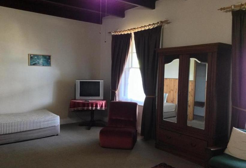 فندق Sleeping Beauty Guesthouse