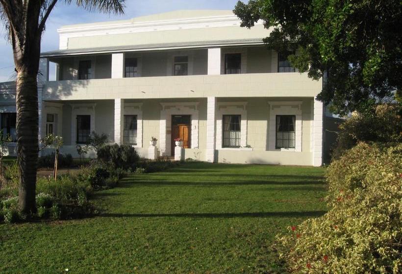 فندق Sleeping Beauty Guesthouse