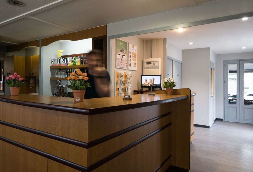 فندق The Originals Access, Hôtel Foix