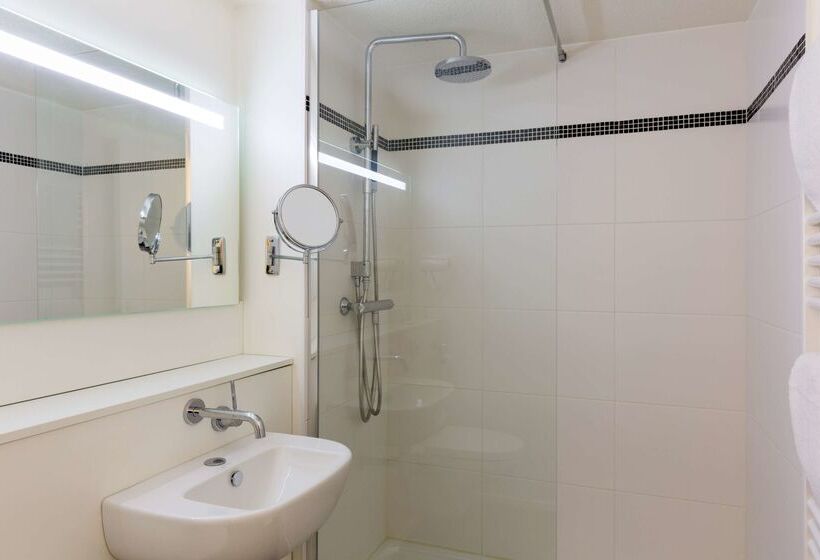 호텔 Kyriad Annecy Nord Epagny