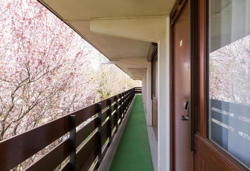 호텔 Kyriad Annecy Nord Epagny