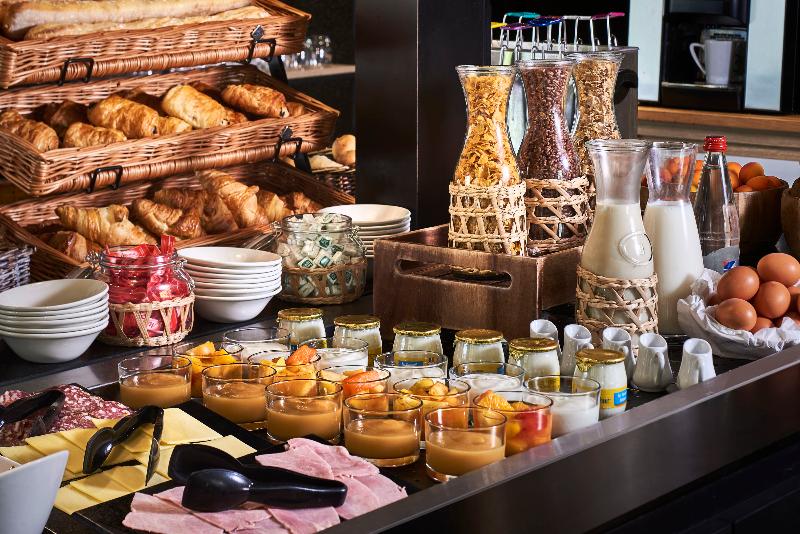 ホテル The Originals City Hôtel La Verrière Yvelines