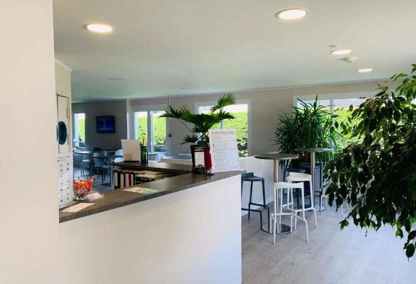 Brit Hotel Confort Morlaix