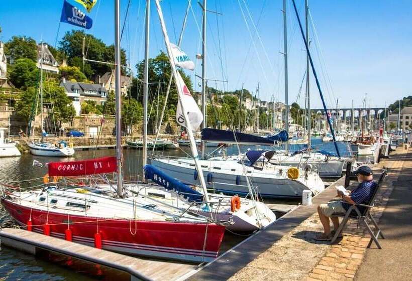 Brit Hotel Confort Morlaix