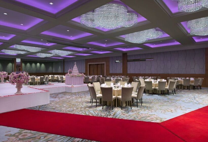 هتل The Westin Grande Sukhumvit Bangkok