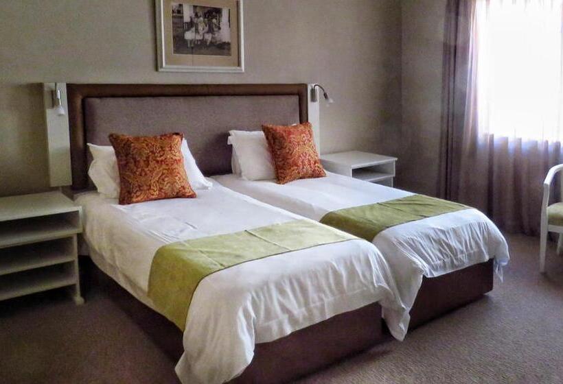 هتل The Wilderness