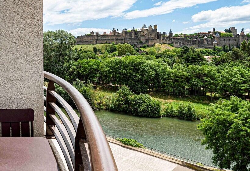 هتل Tribe Carcassonne