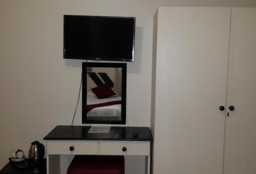 בית מלון כפרי Victoria