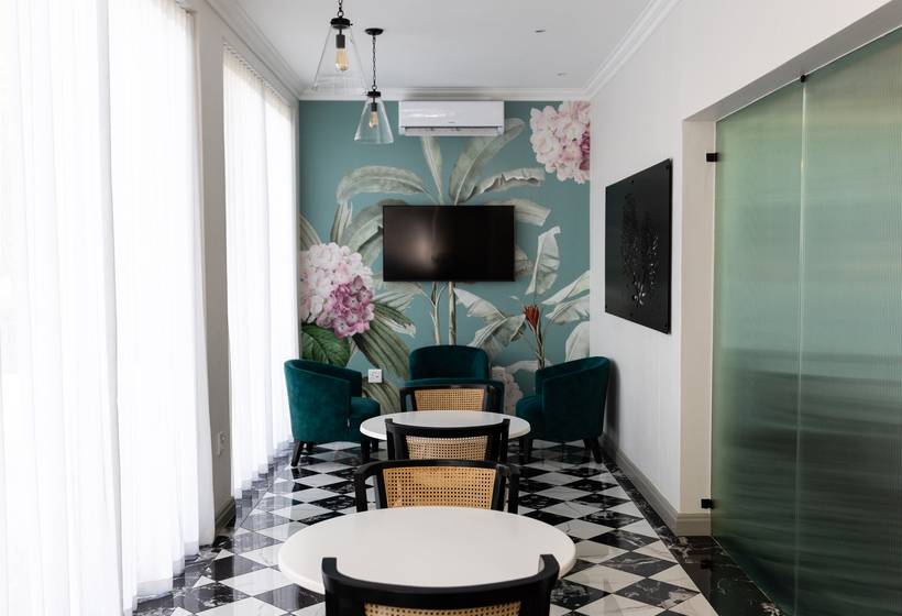 فندق Lord Charles