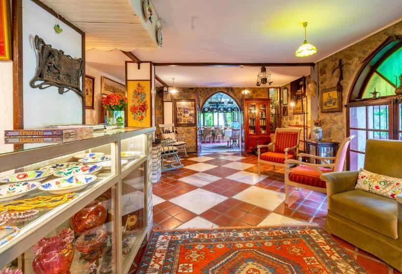 モーテル Kalehan