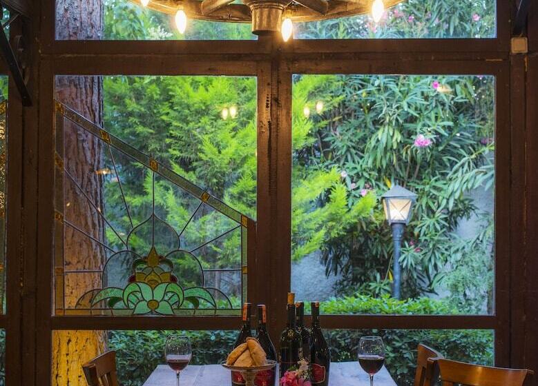 モーテル Kalehan